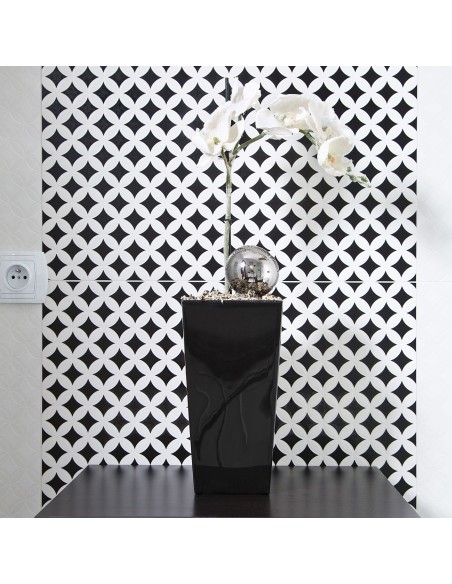 Biała donica Finzeja Lamela 25x25x46,5cm 5900119055333 5