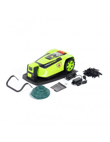 Wydajny robot koszący do ogrodów do 1000 m2 NAC SMART 5905842525719