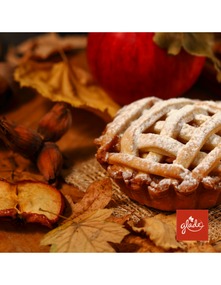 Jesienna świeca zapachowa Glade Warm Apple Pie 112 g - Świece zapachowe Jesienna świeca zapachowa Glade Warm Apple Pie 112 g 5000204414844 5