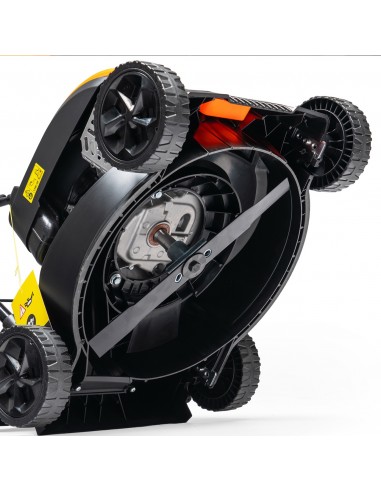 Lekka kosiarka spalinowa bez napędu z koszem 149 cm3 40 cm TOP CUT TC-LS-40-149L  9